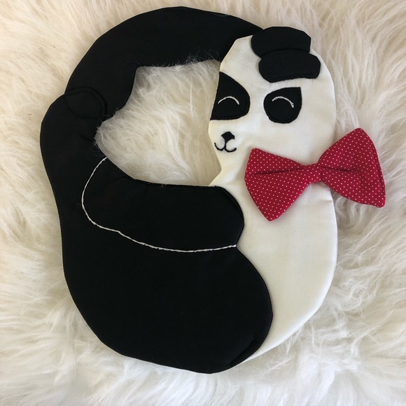 Hand Embroidered “Panda” Animal Bib - Picture 2 of 3